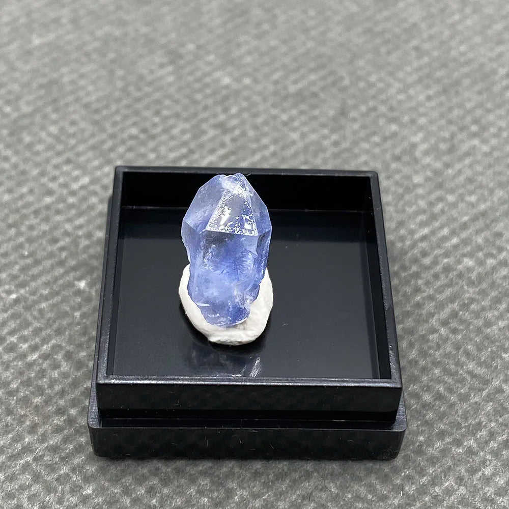 Dumorteirite Crystals