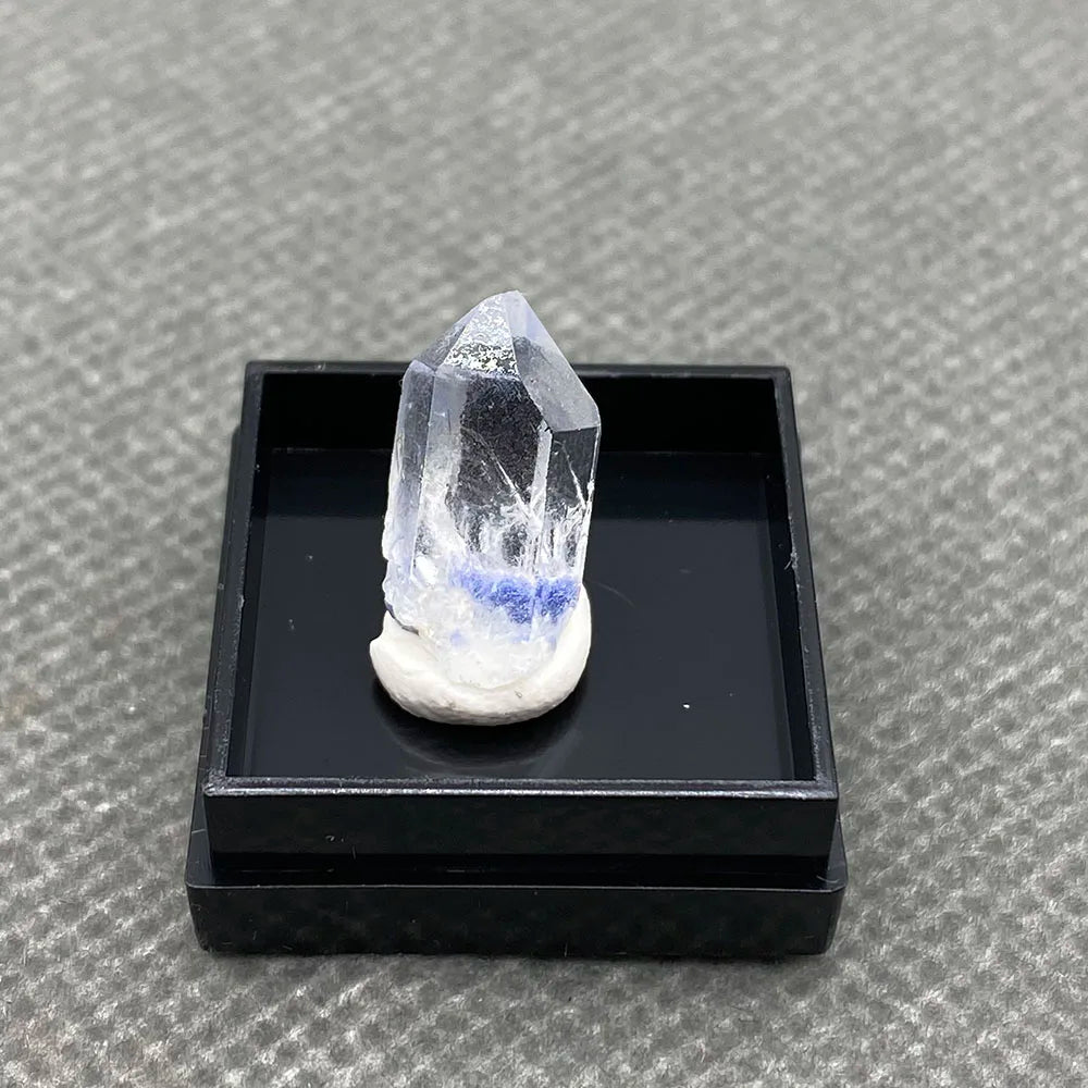 Dumorteirite Crystals