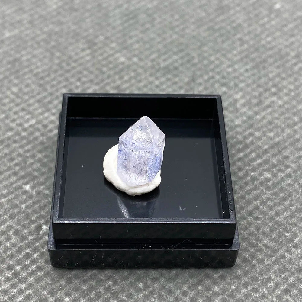 Dumorteirite Crystals