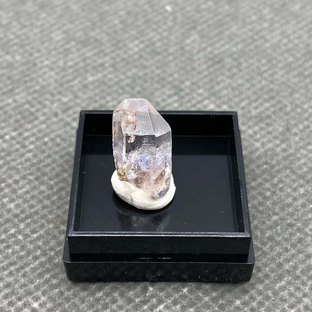 Dumorteirite Crystals